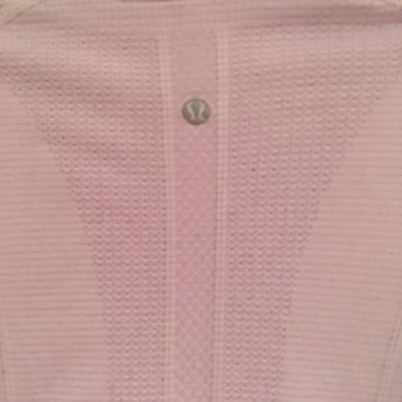 Authentic Lululemon long sleeve shirt - Picture 2 of 3